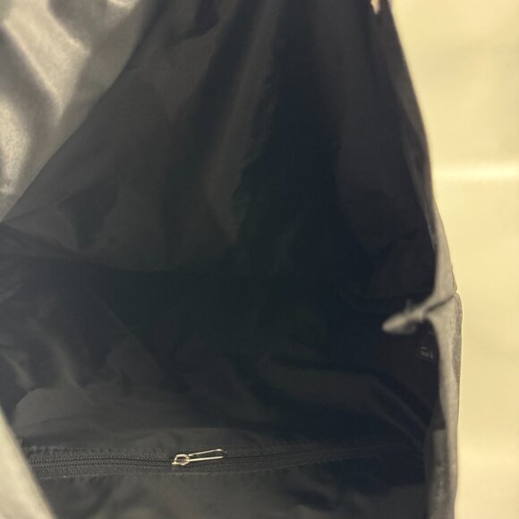 NWOT On Running The Ambassador Tote Backpack. Black - Picture 8 of 12